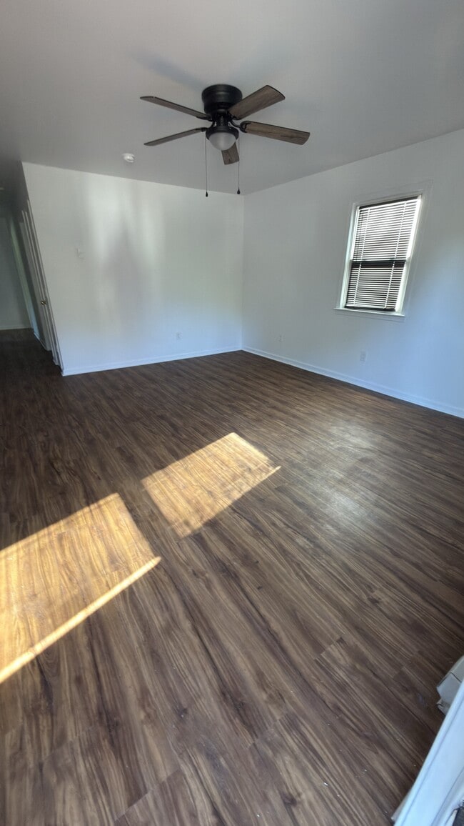 Photo - 1303 R C Baldwin Ave