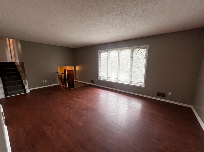 Photo - 7725 Tessman Dr