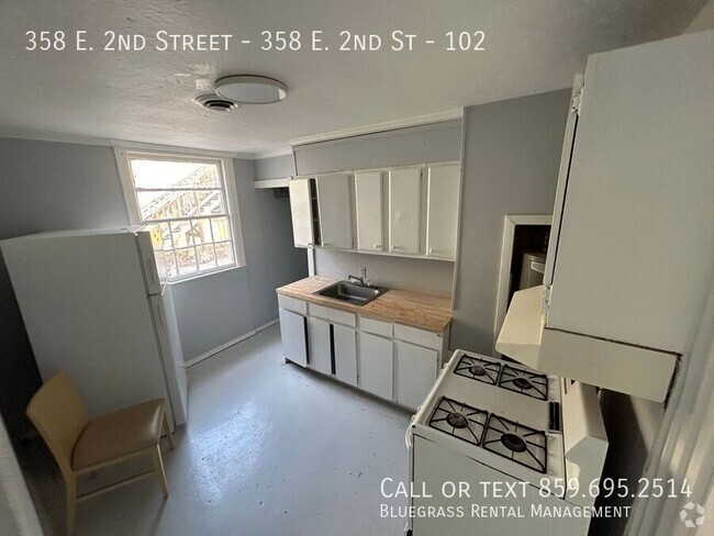 Building Photo - Efficiency Apartment Downtown Lexington Unit 102