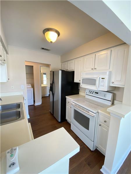 Photo - 12300 Apache Ave