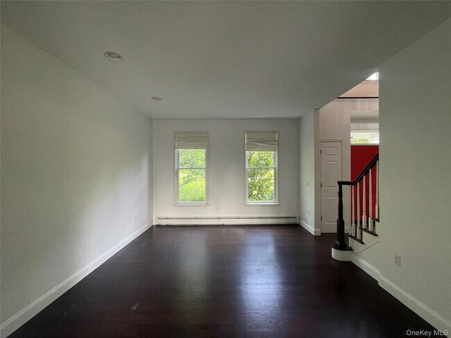 Photo - 14 Ledge Rock Ct