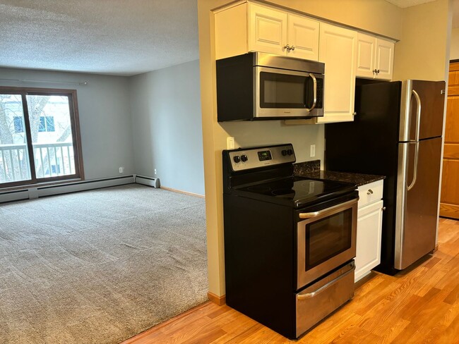 Photo - Completely Updated St. Louis Park Condo-Near Uptown, HWYS, Shops At West End