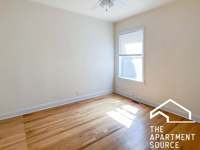 Photo - 3820 N Sheffield Ave