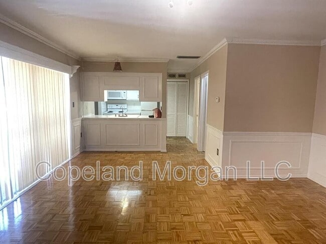 Photo - 8221 12th Way N