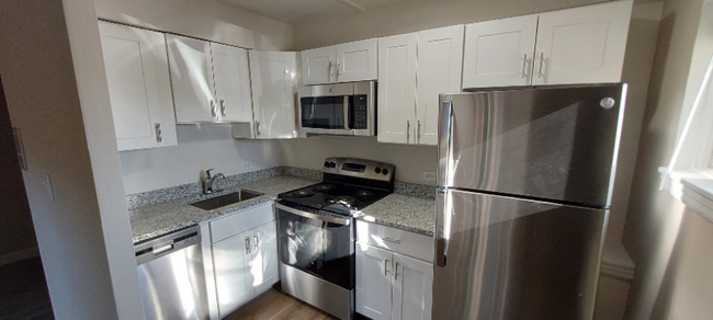 Photo - 1560 N Prospect Ave Apartment Unit 112