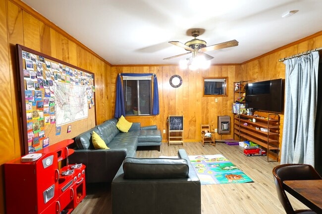 Photo - 1230 Fork Creek Trl