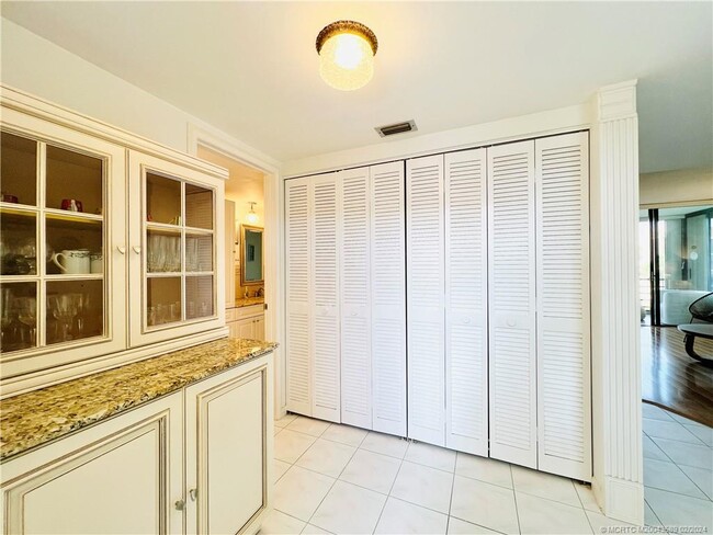 3442 NE Causeway Blvd Unit 302