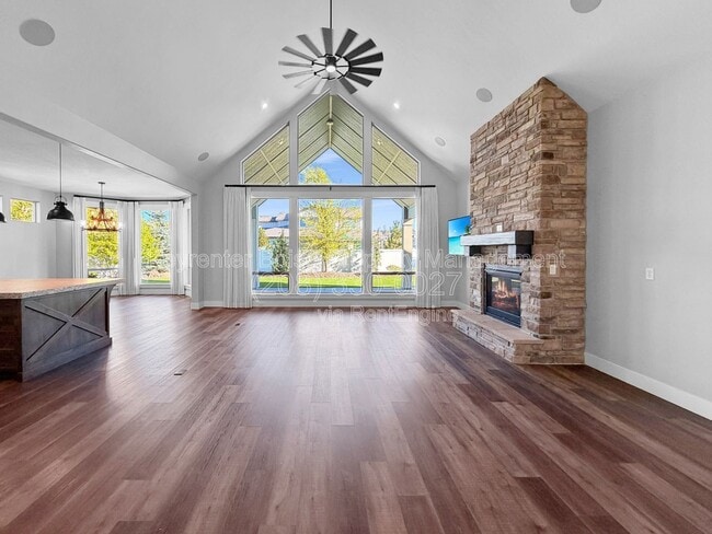 Photo - 8368 W Sparks Lake Dr
