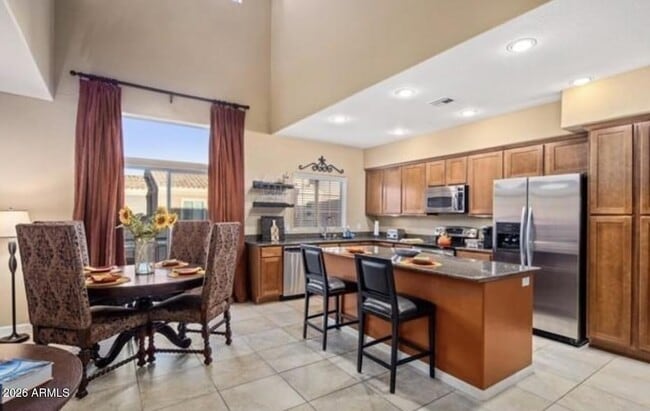 3935 E Rough Rider Rd