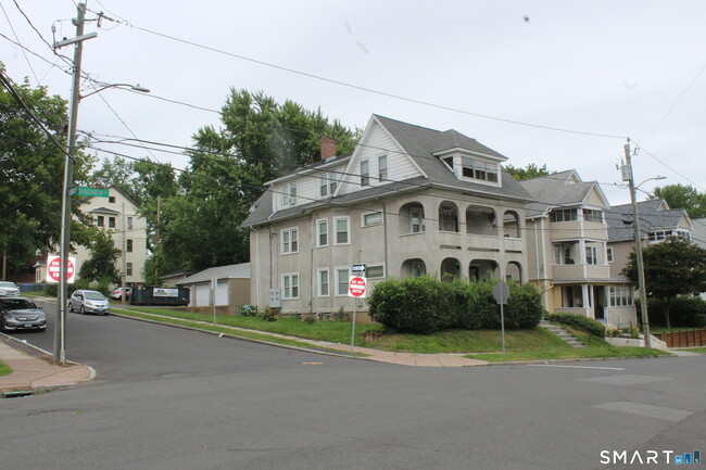 45 Grandview Terrace Unit 1st floor