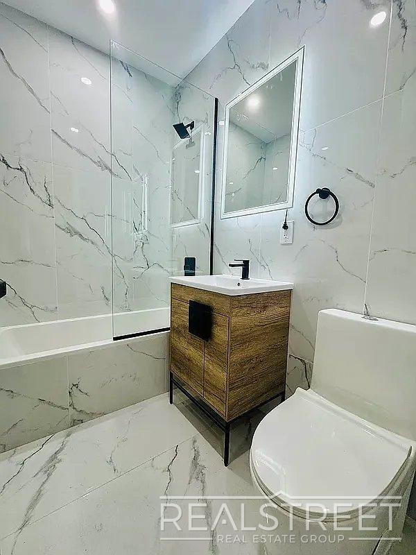 Photo - South 4th Street Unit 5A