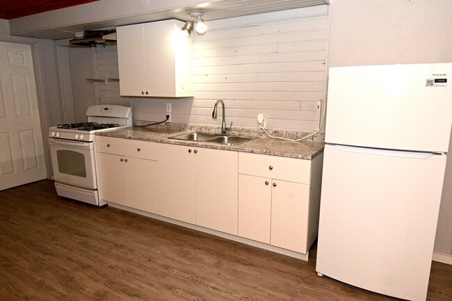 Photo - 1863 Juniper St