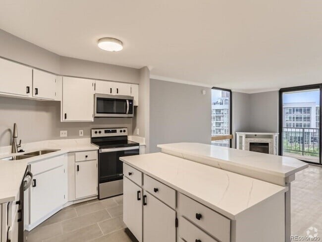 Building Photo - 1301 Speer Blvd Unit 606 Rental