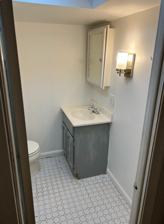 Photo - 5812 Greentree Rd Unit C