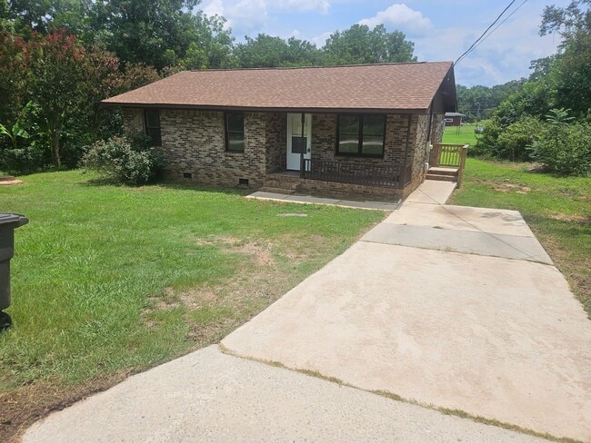 Building Photo - 604 Floyd St