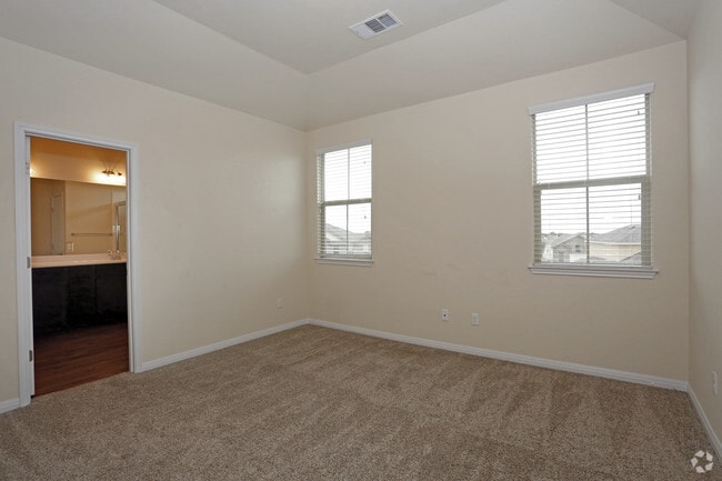 Photo - Townes on Tenth