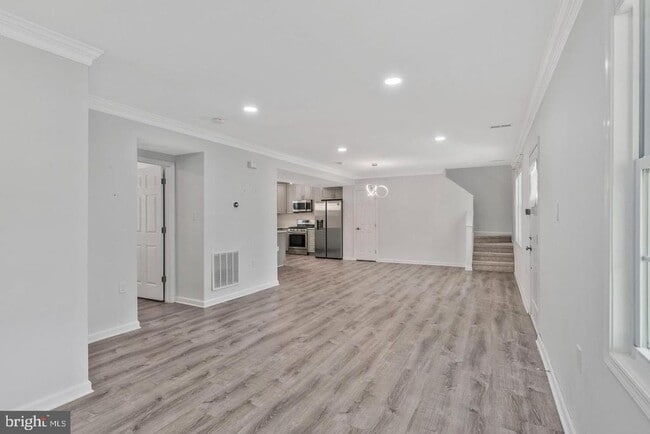 Photo - 179 Martin Dr
