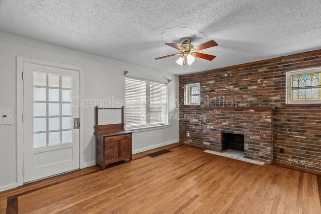 Photo - 8026 Wynwood Dr