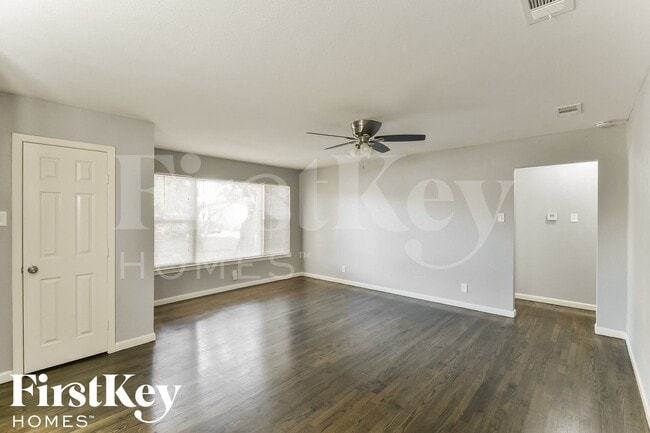 Photo - 2502 Costa Mesa Dr