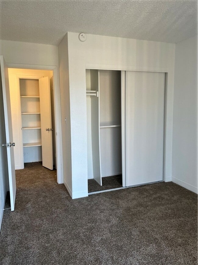 Decatur Point, Apartments For Rent in Las Vegas