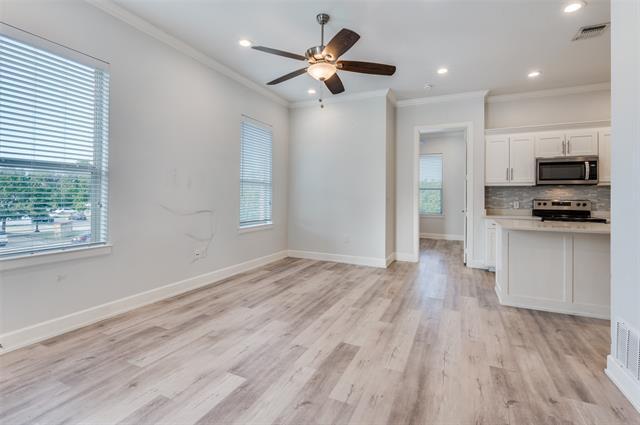 Photo - 713 Grainger St Unidad 721