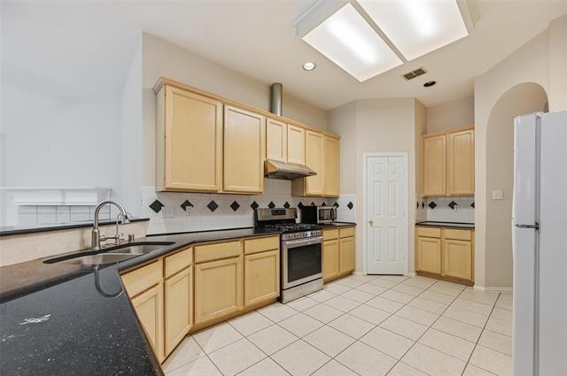 Photo - 1202 Brook Dr