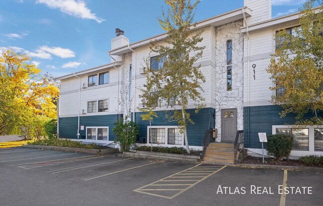 Photo - 971 S Dahlia St Unit 304