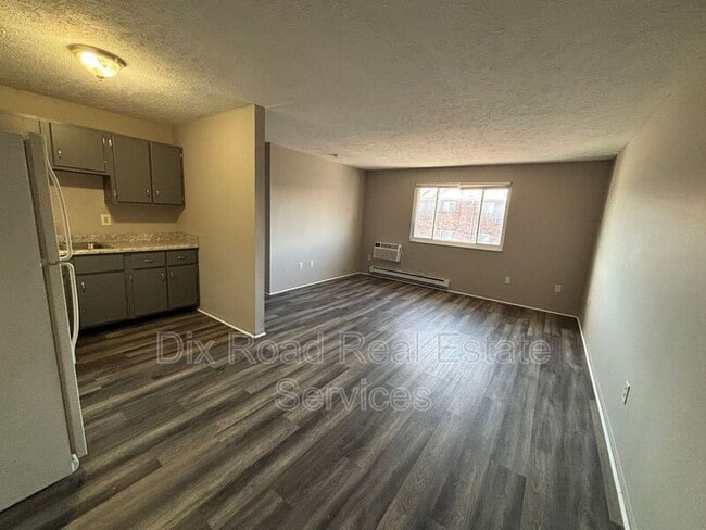 Photo - 416 Bellbrook Ave