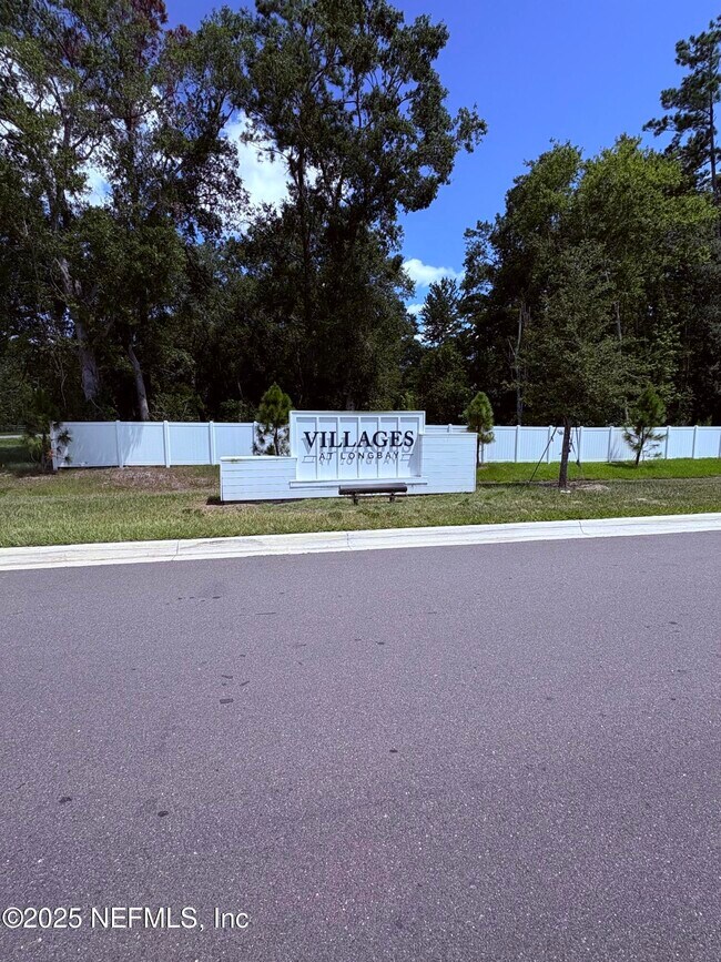 Photo - 2229 Windward Cay Ln