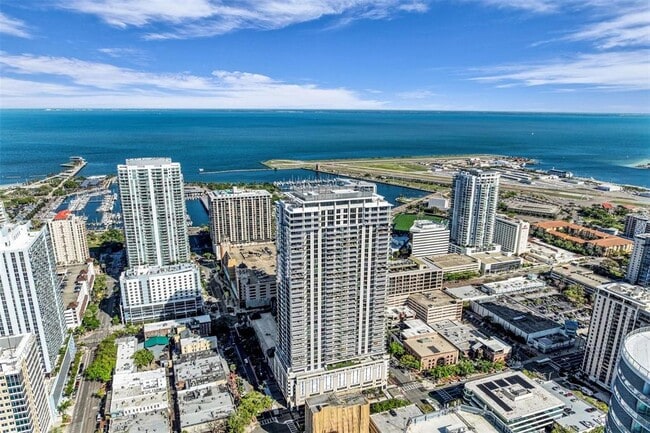 Building Photo - 275 1st Ave S Unit 2204