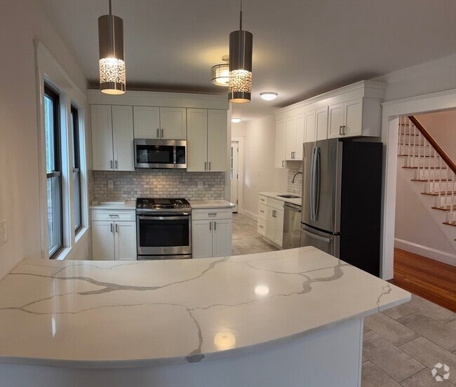 Building Photo - 76 Atlantic St Unit 1 Rental