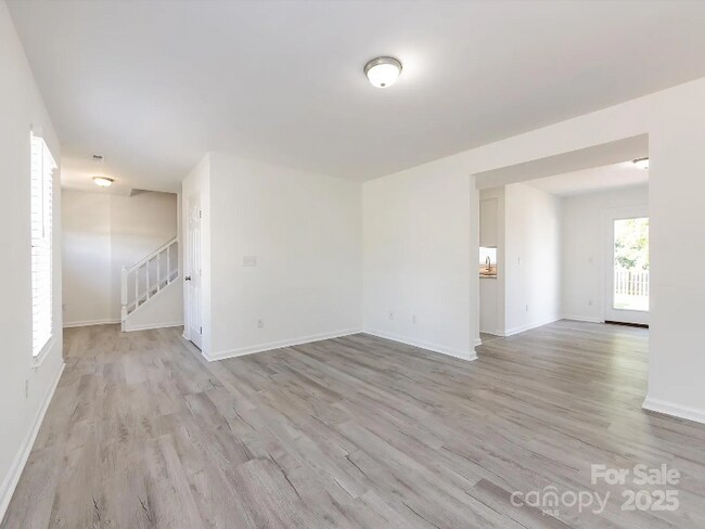 Photo - 1635 Katherine Kiker Rd