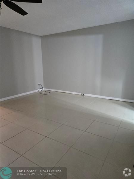 Building Photo - 3027 Swansea Crescent Rental