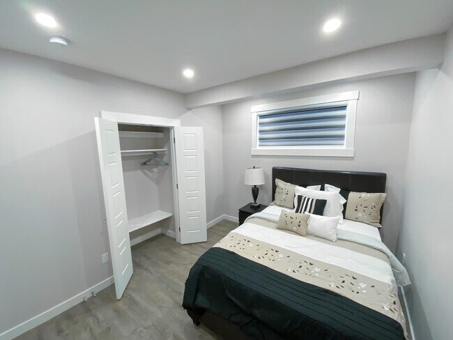 Photo - 6603 38 Avenue-SI ID1591032P Unit SI ID1591032P
