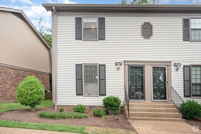 Building Photo - Desirable Brentwood Trace 2 Bedroom Townho... Rental