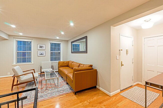 Photo - 3400 39th St NW Unit A715