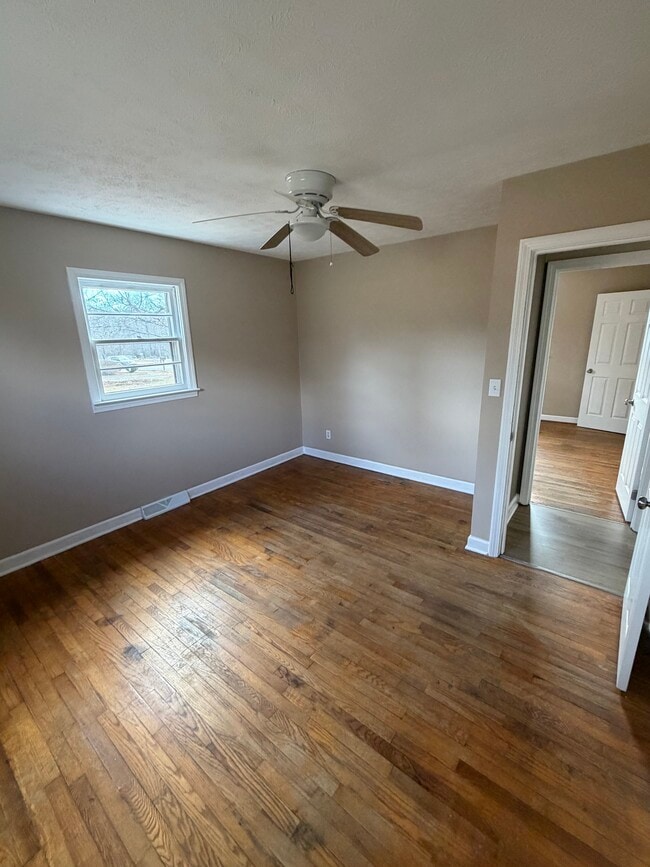 Photo - 1842 Orchard Dr