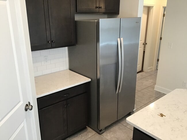 Photo - 31 Hiller Ln