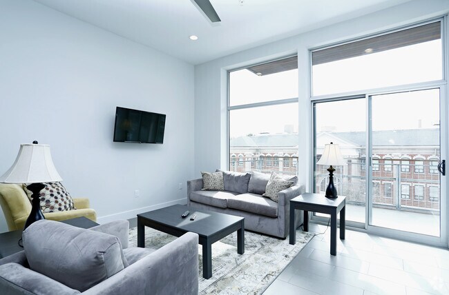 3BR, 3BA - 1500sf 1- Living Area