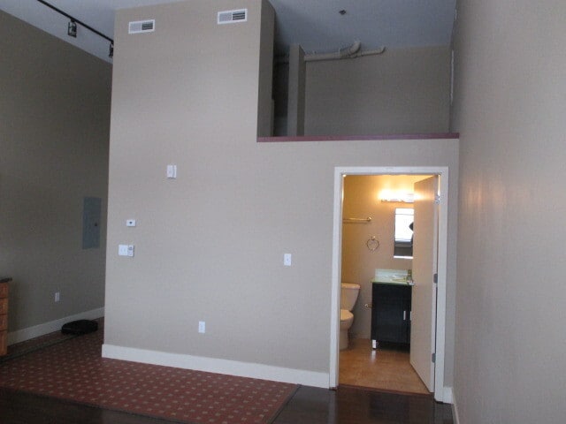 Photo - Fifth Avenue School Lofts