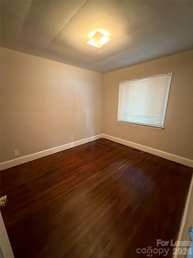 Photo - 3526 Eastway Dr