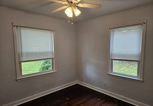 Photo - 2382 Hiwassee Cir