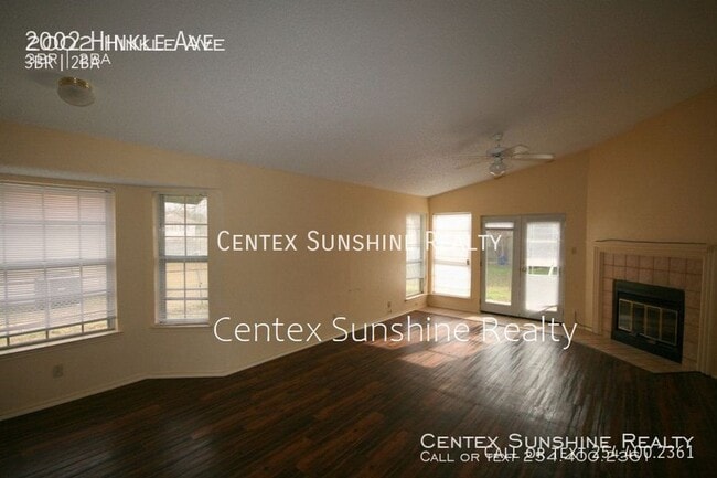 Photo - 2002 Hinkle Ave