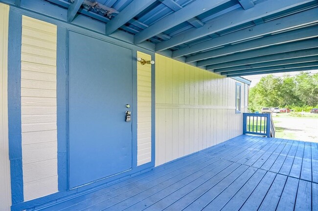 Photo - 12579 Roy Harris Loop