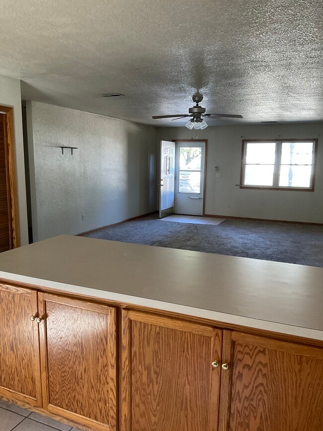 Photo - 305 Church St Unidad B