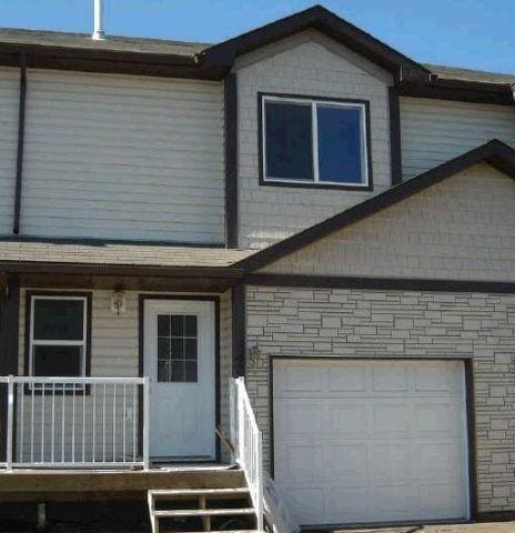 Building Photo - 3 bedroom in Grande Prairie AB T8V8H2
