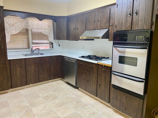 706 73rd St Unidad 1