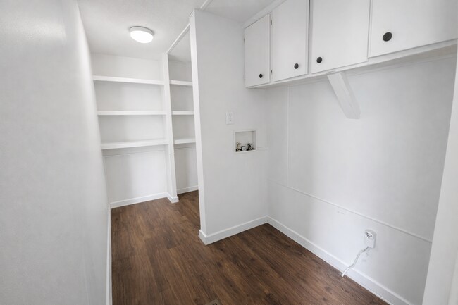 Photo - 412 McElhaney Rd