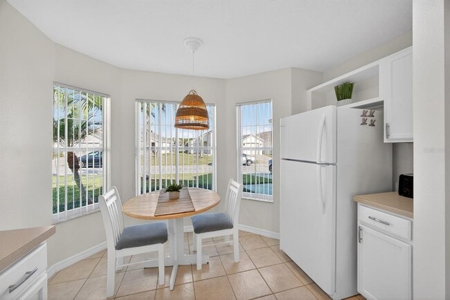 Photo - 355 High Point Dr