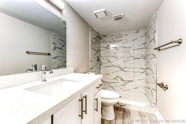 230 SE 10th St Unit 108B